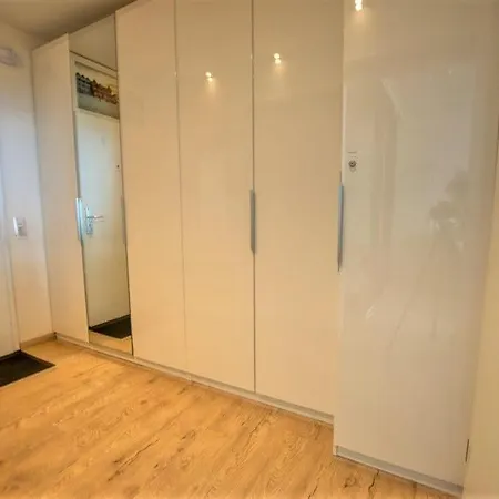 - Haus C, App 0c0907 Apartment *